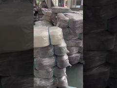 حزم الخيوط من الريش